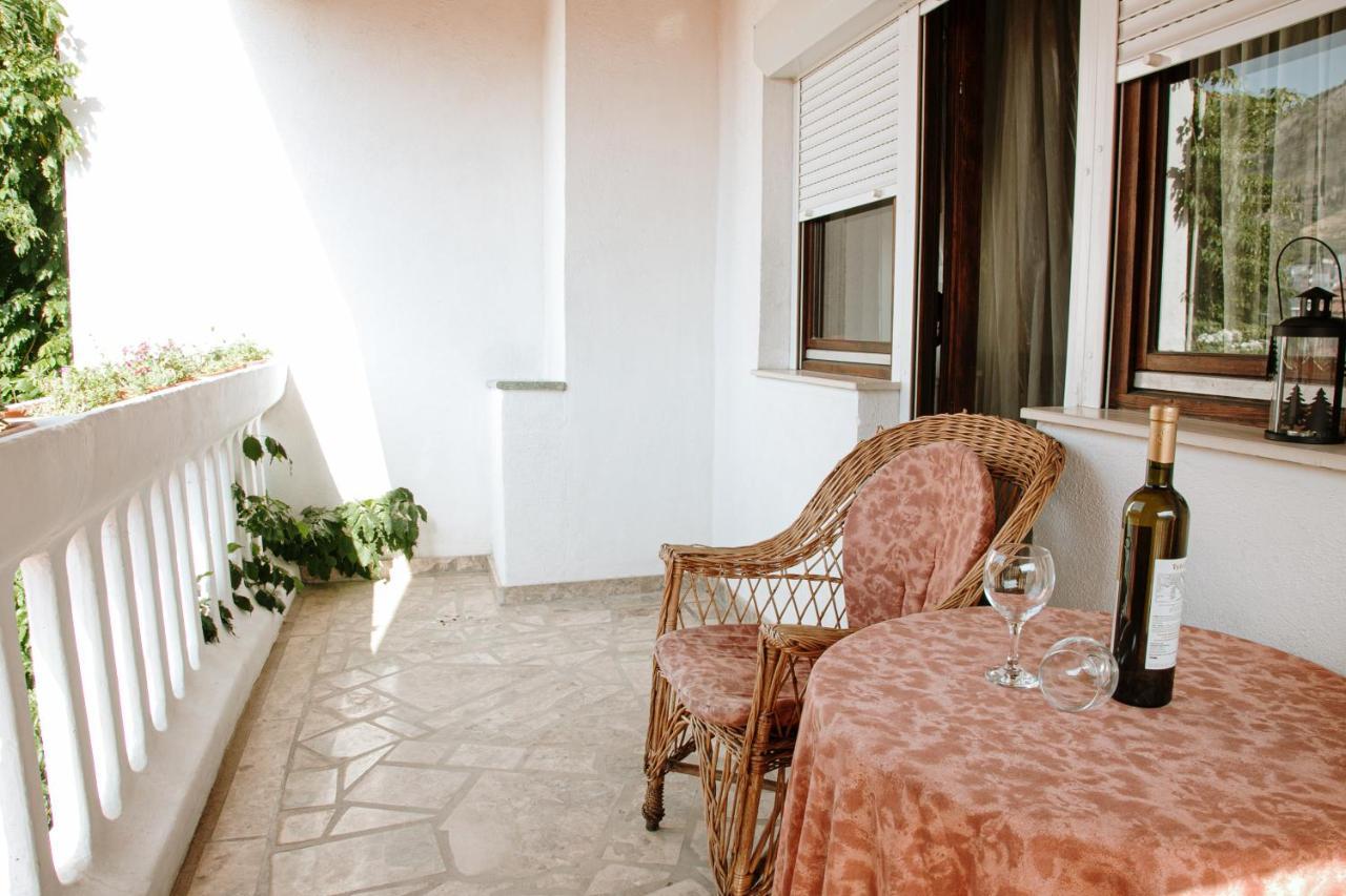 Apartment Ikar Mostar Exterior foto